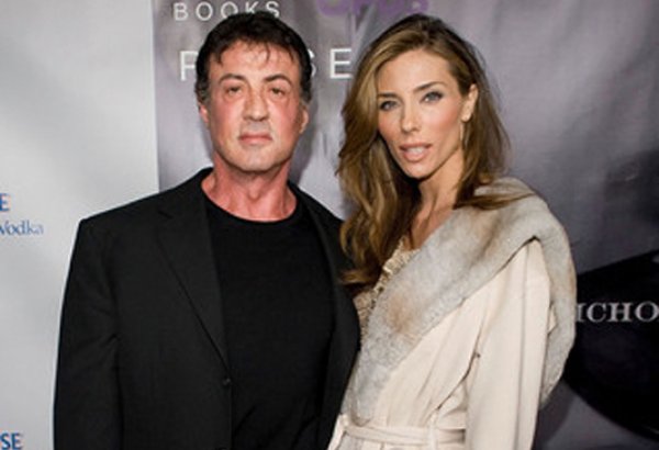 Сталлоне получил "Золотой глобус" как лучший актер второго плана